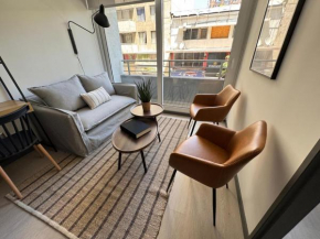 HOM I Nuevo y Moderno Depto 2PAX 1D1B en Santiago